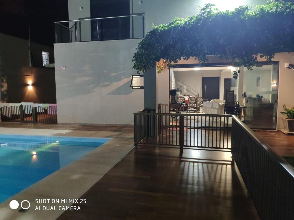 Casa Moderna No Centro Proxima A Atracoes Turisticas Villa Foz do Iguaçu Eksteriør bilde